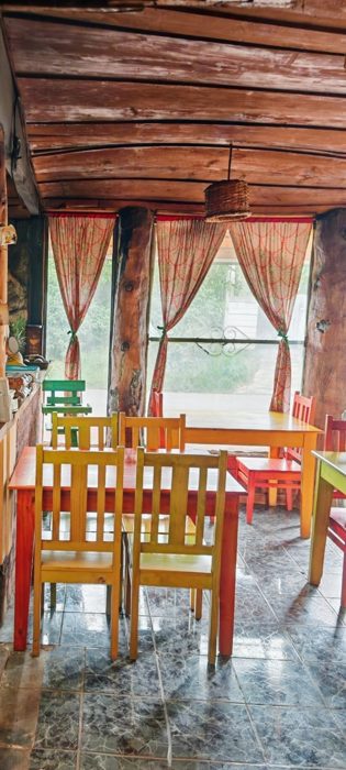 Salón interno de madera